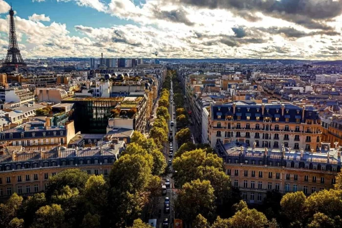 PARIS – PAISES BAJOS